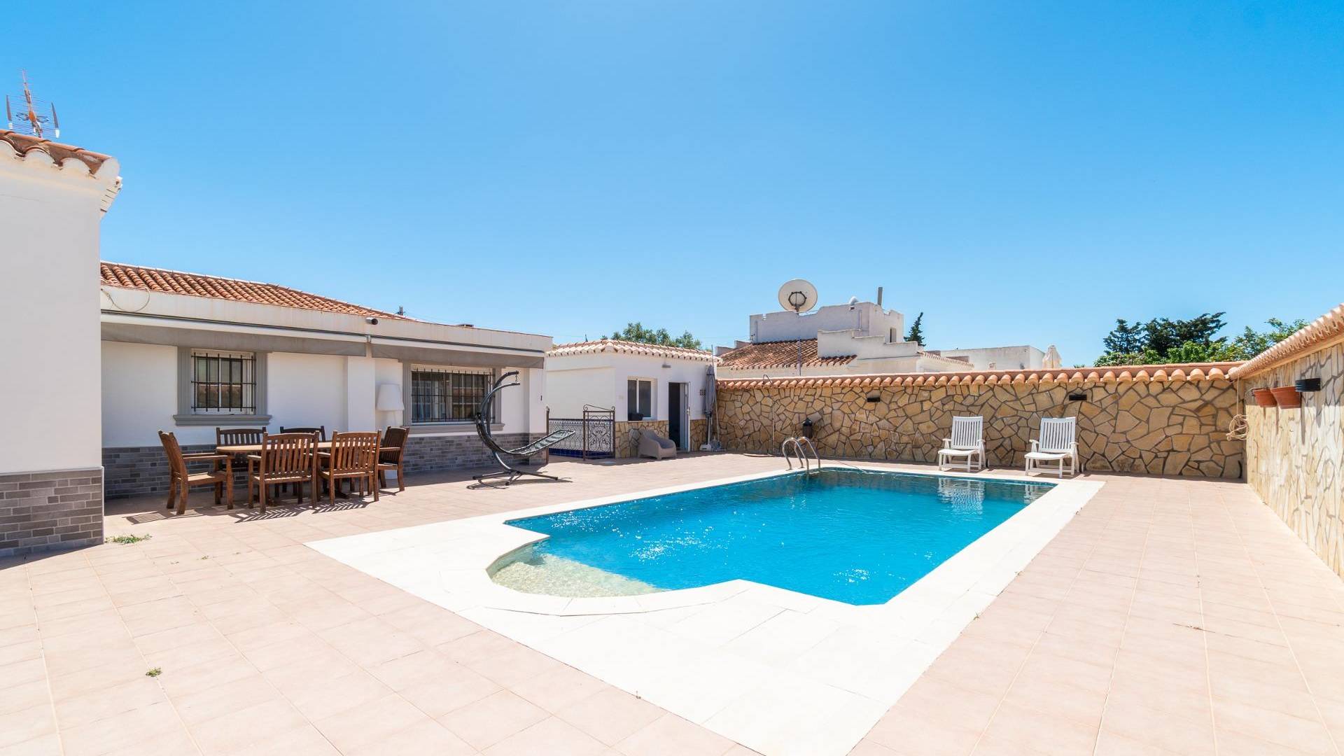 z drugiej ręki - Wolnostojąca willa - Torrevieja - Torreta