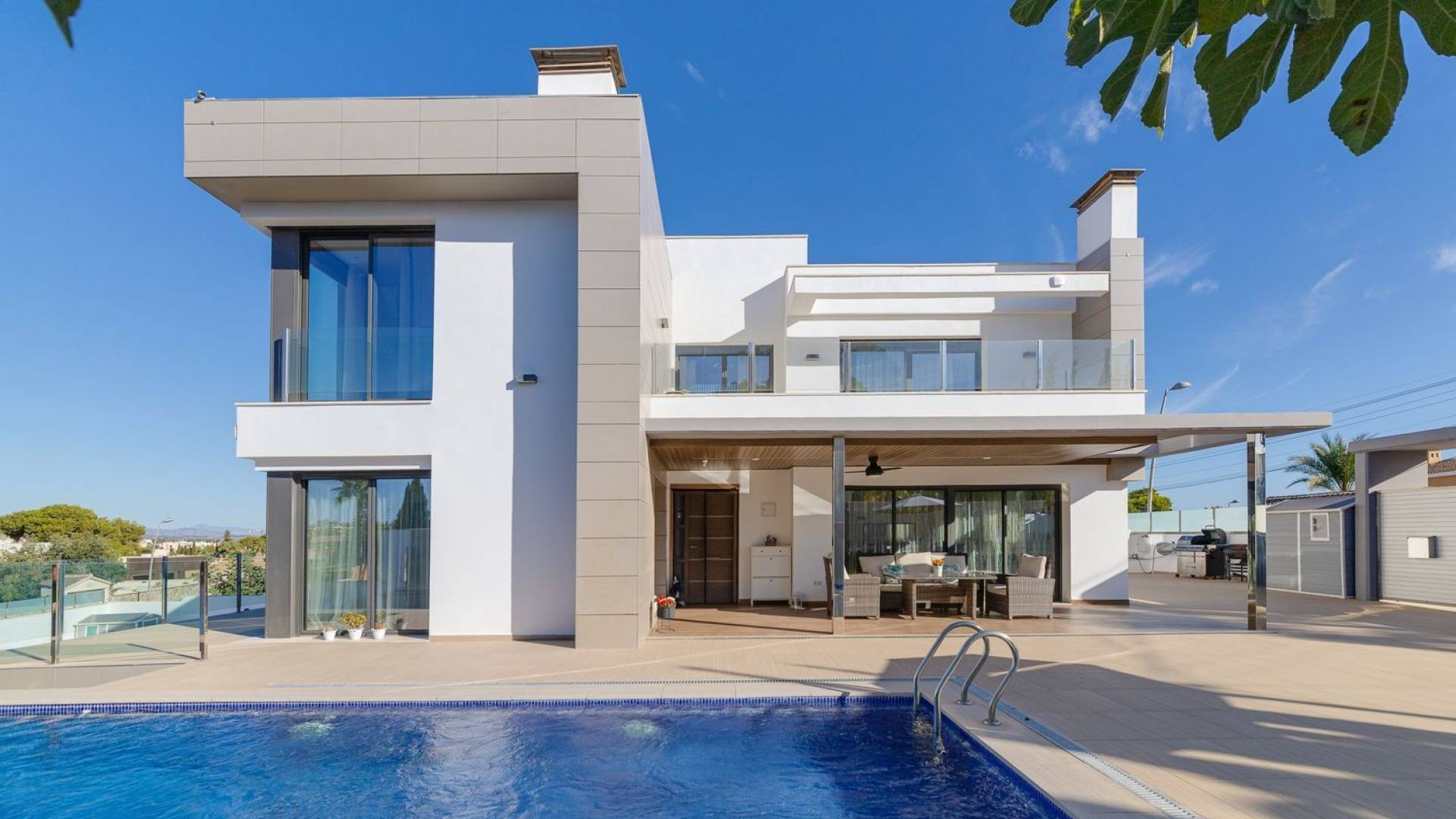 z drugiej ręki - Wolnostojąca willa - Torrevieja