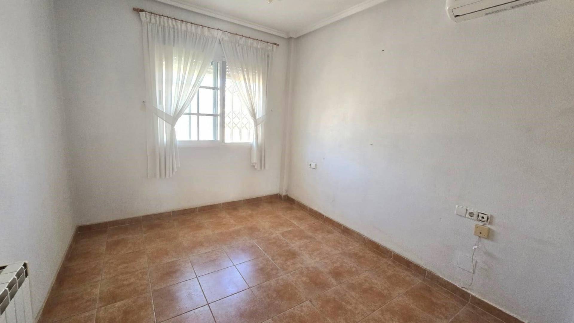 z drugiej ręki - Wolnostojąca willa - Torrevieja - 