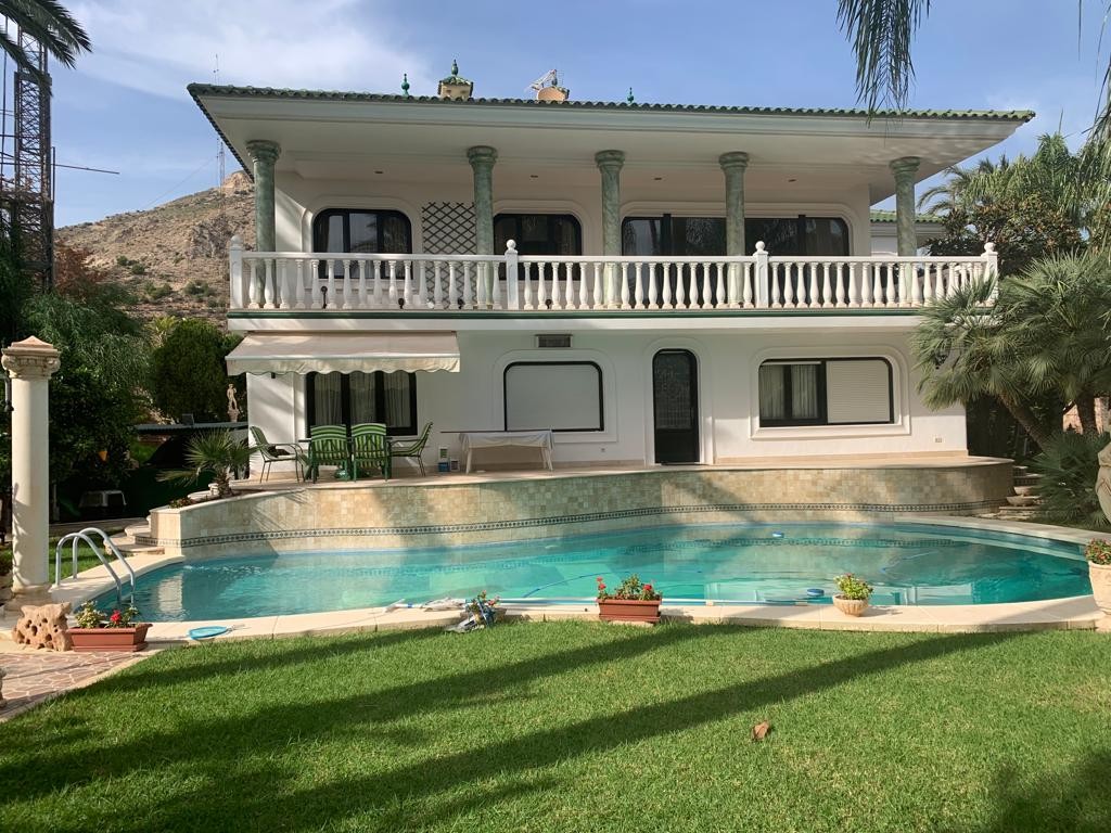 House in Mola - view 1