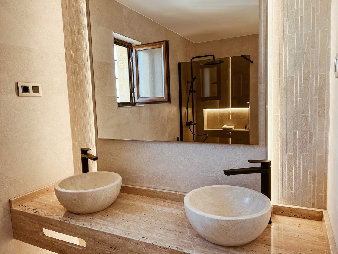 House in Desert Springs - Image 5