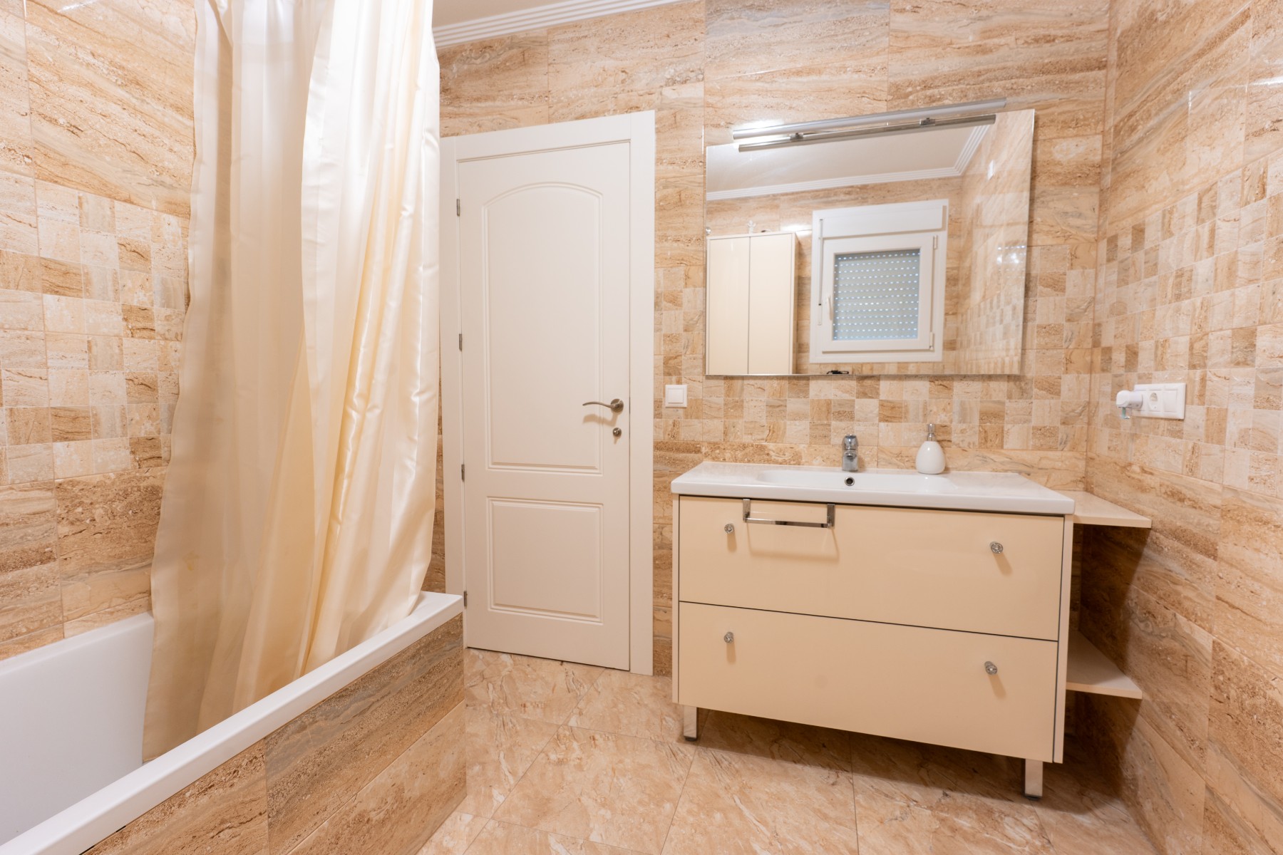 Vendita. Bifamiliare a Torrevieja