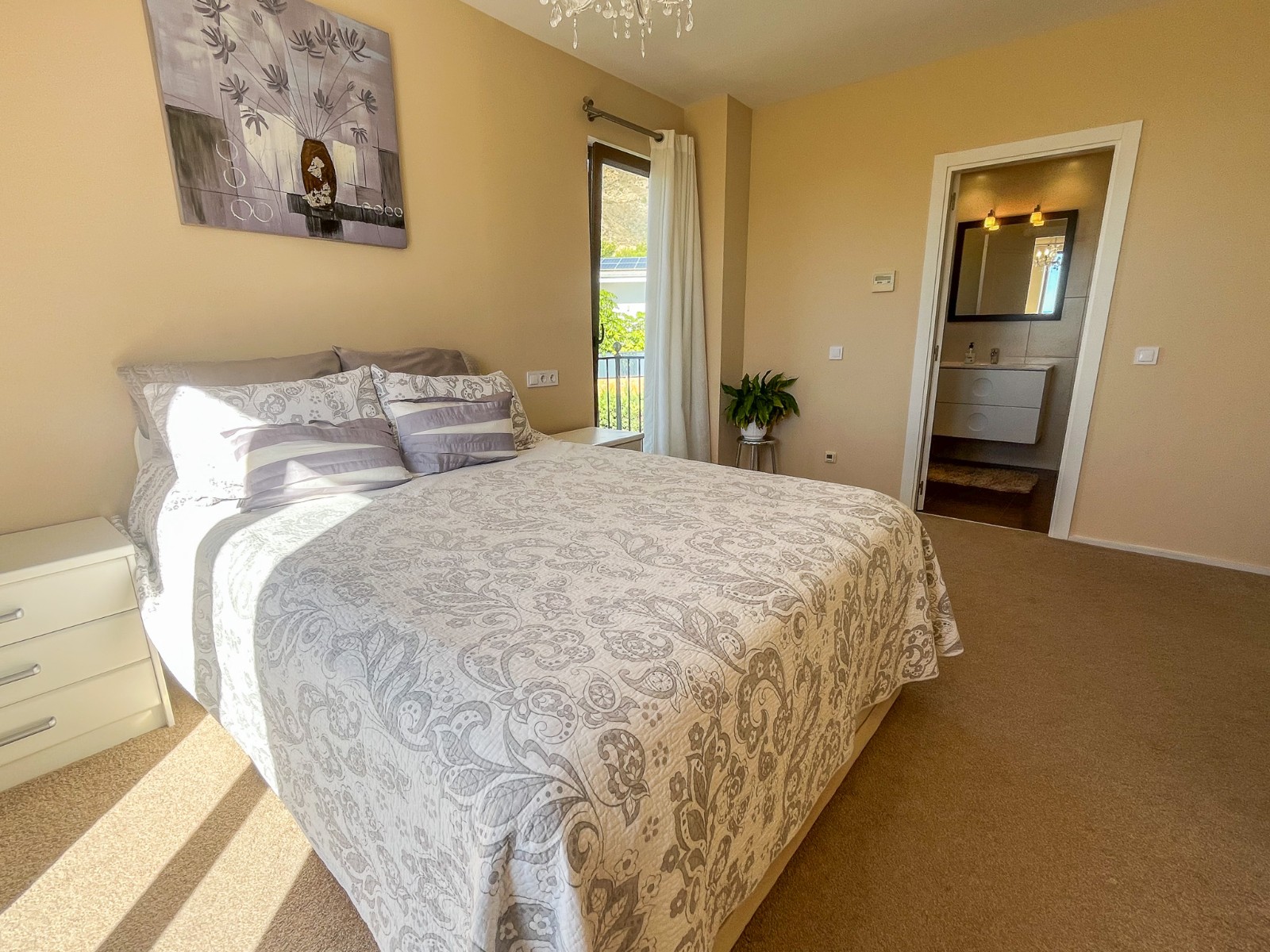 Venta. Chalet/Villa en Finestrat