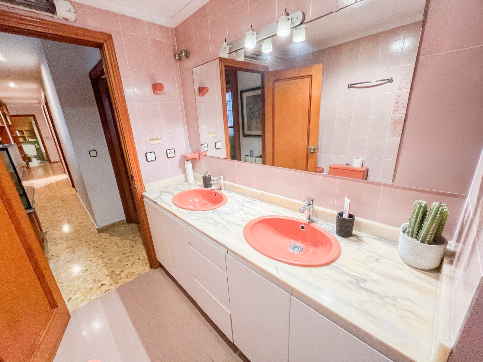 Apartment - Flat на продажа в Alicante