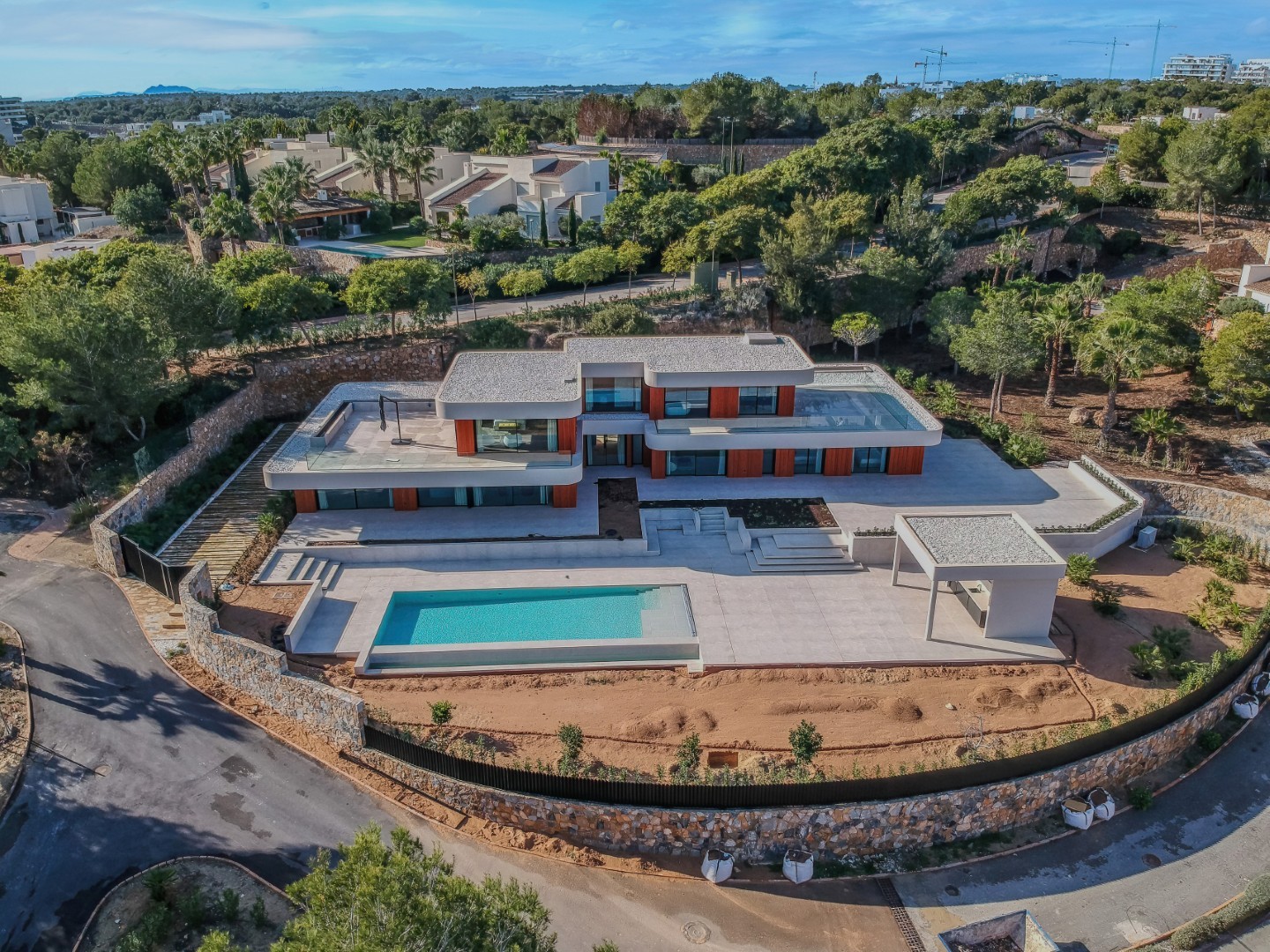 House in Urbanizacion los Balcones - view 1