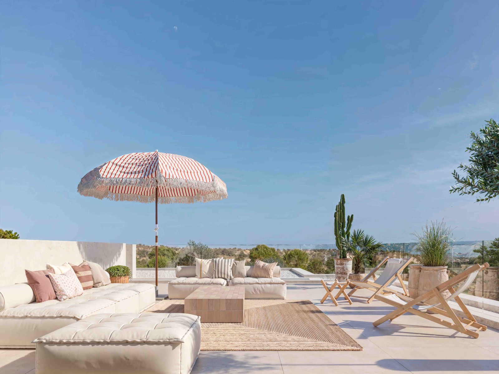 House in Urbanizacion los Balcones - Image 3