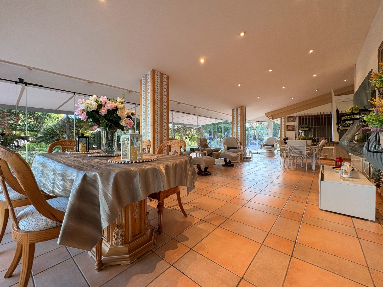 House in Elche - view 1