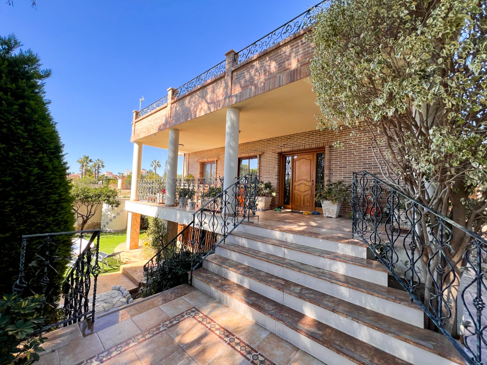 Property Image 4 Property Image 4