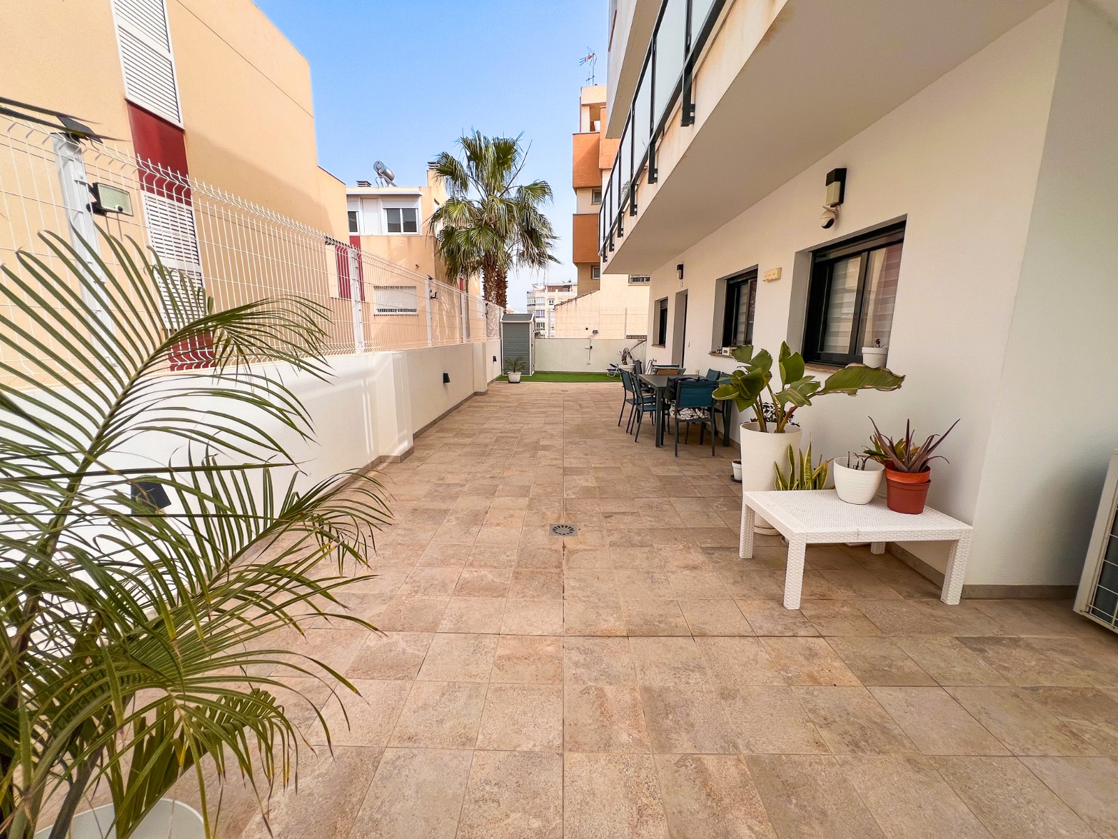 Apartment in Guardamar del Segura - Image 3