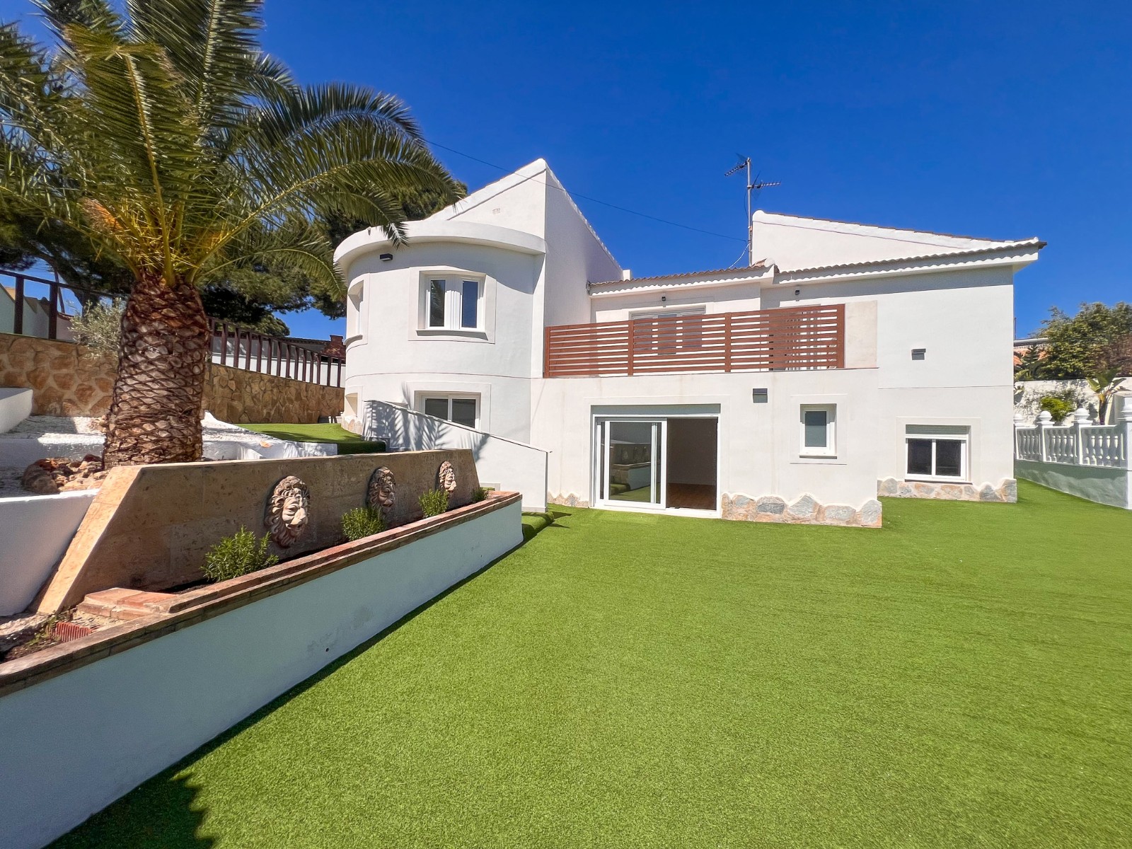 House in Los Balcones - view 1