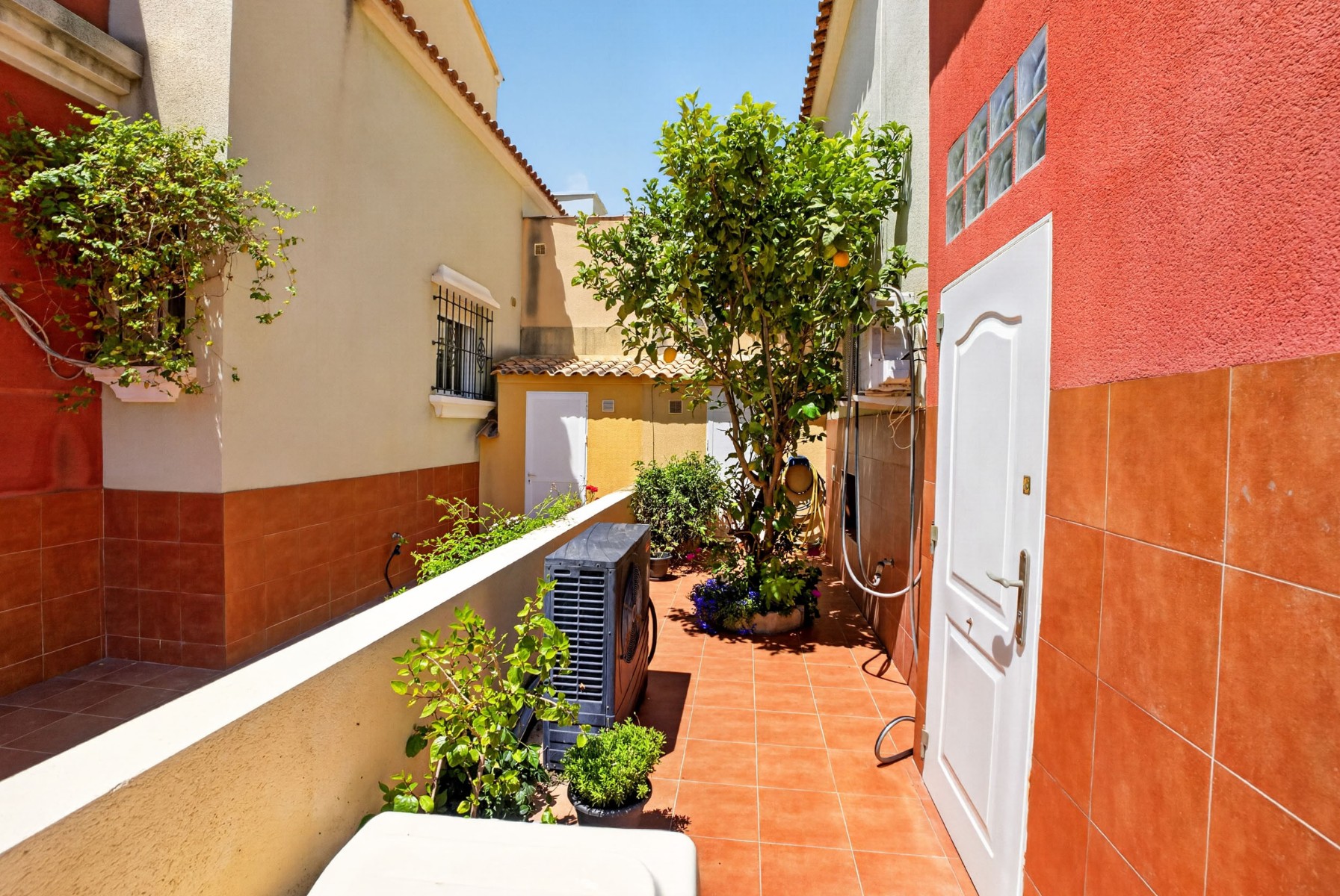House in Torrevieja - Image 4