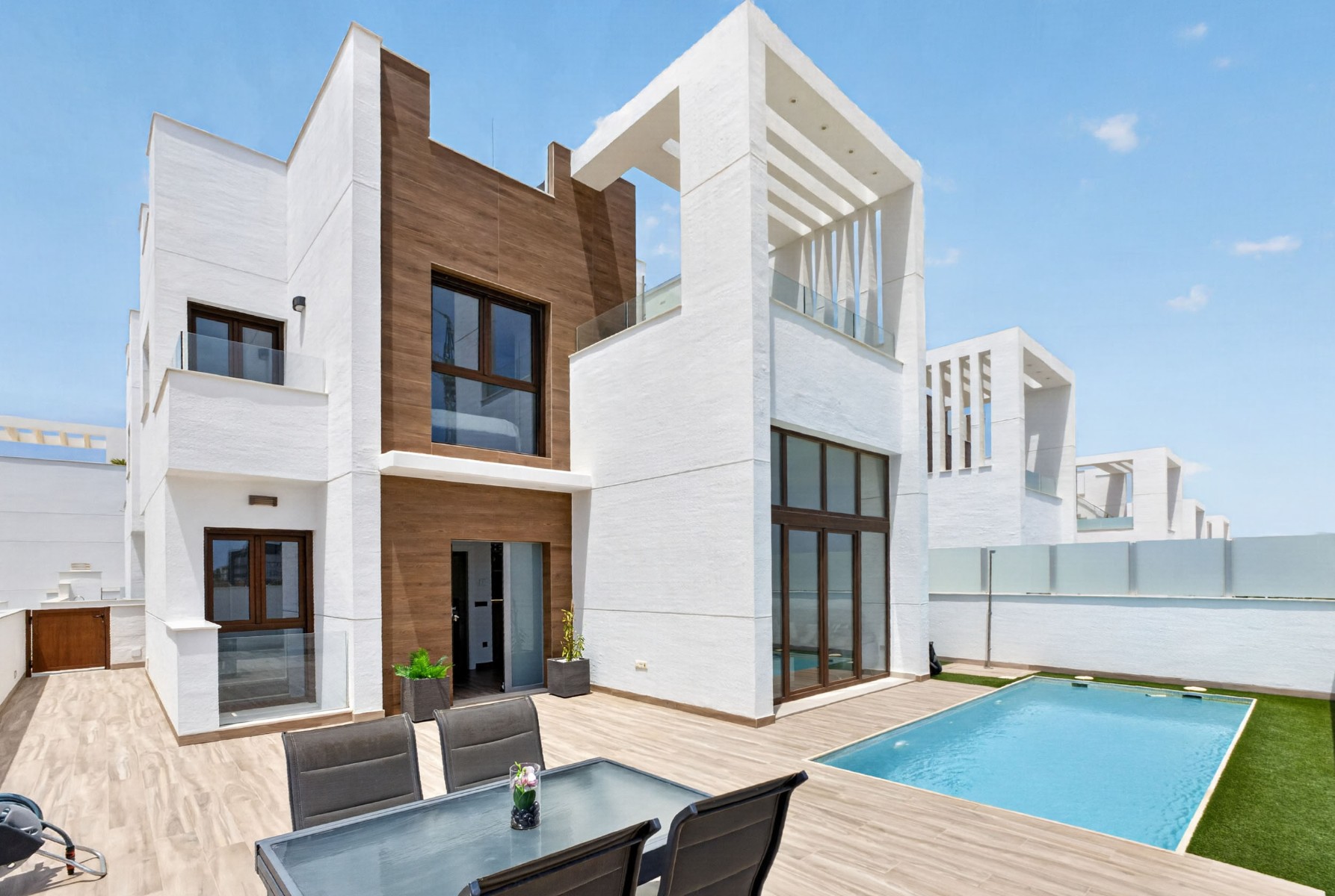 Villa in Los Balcones - view 1