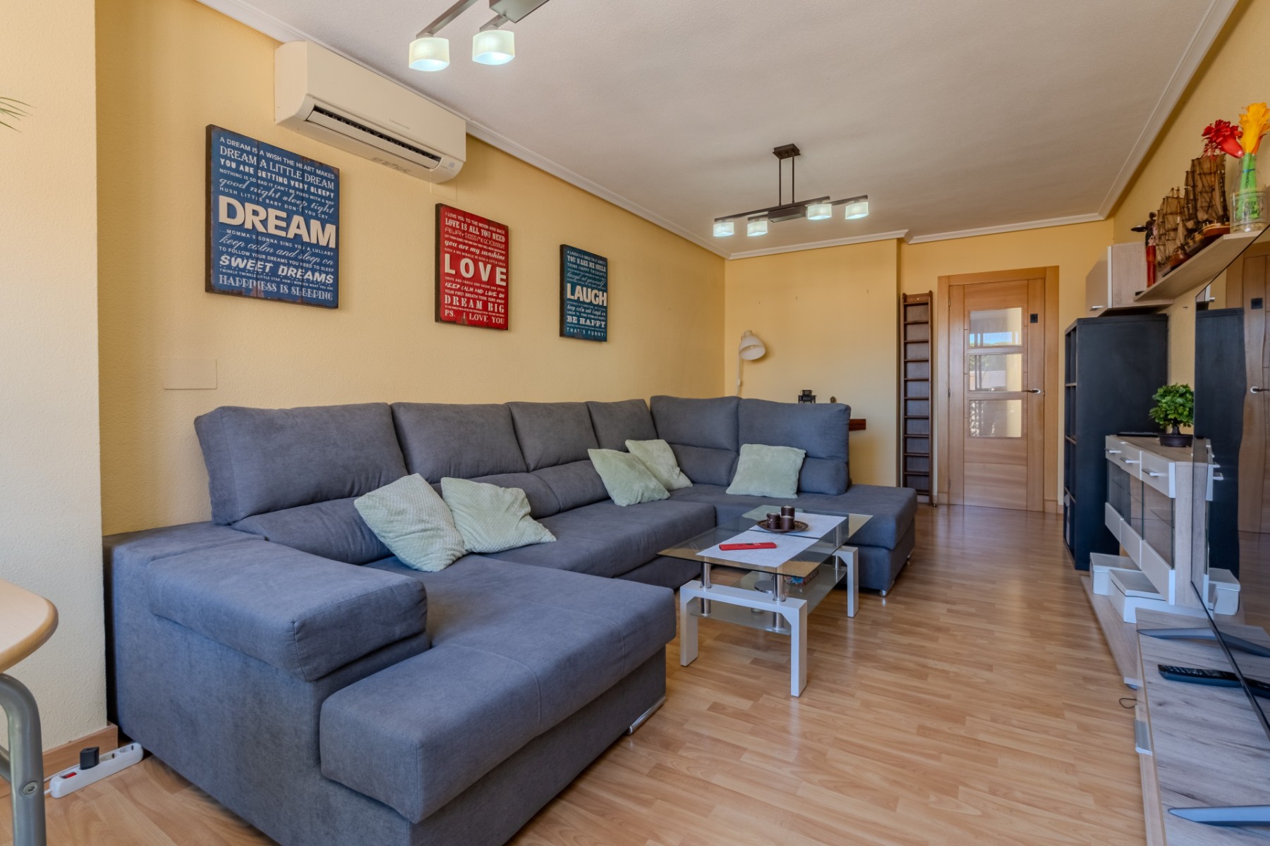 Apartment in Guardamar del Segura - Image 4
