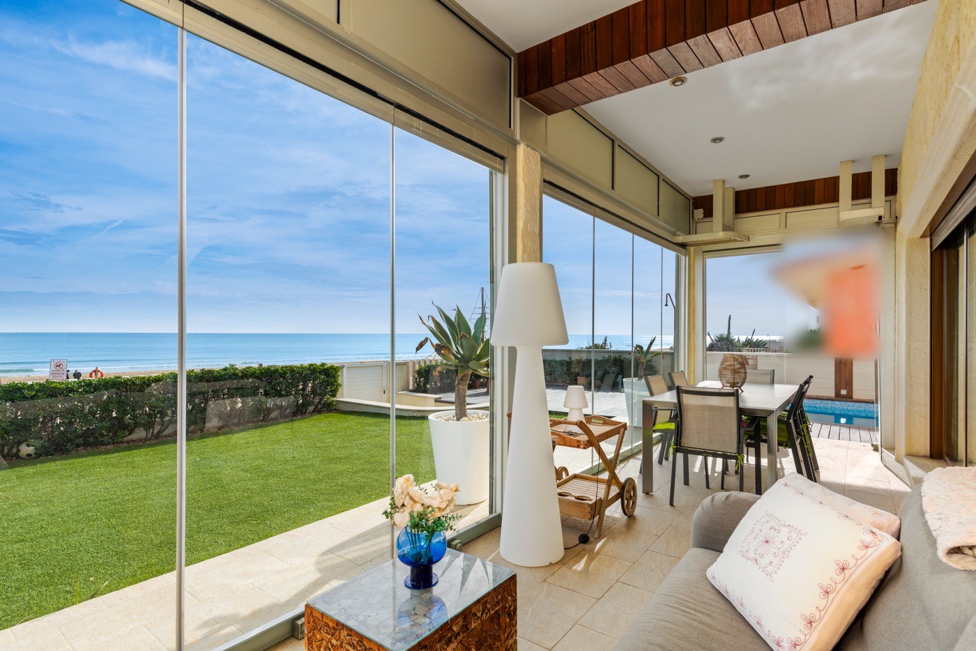 Villa in Guardamar del Segura - Image 2